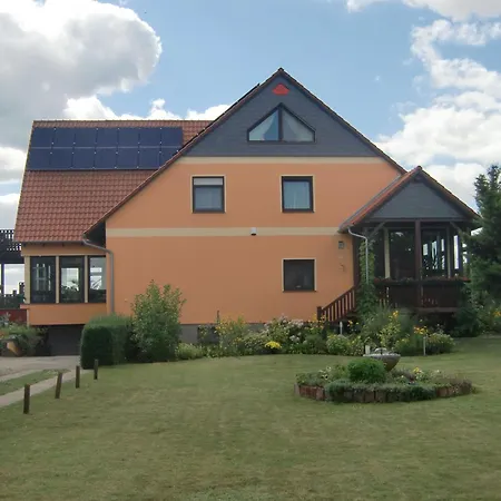 Geraeumige In Mit Eigenem Balkon * Radewege