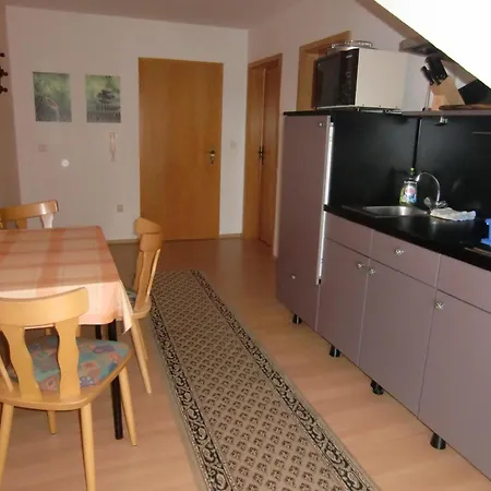 Apartment Mit Blick Auf Wasser *
